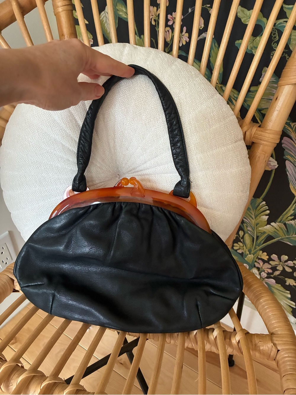 Vintage leather bag